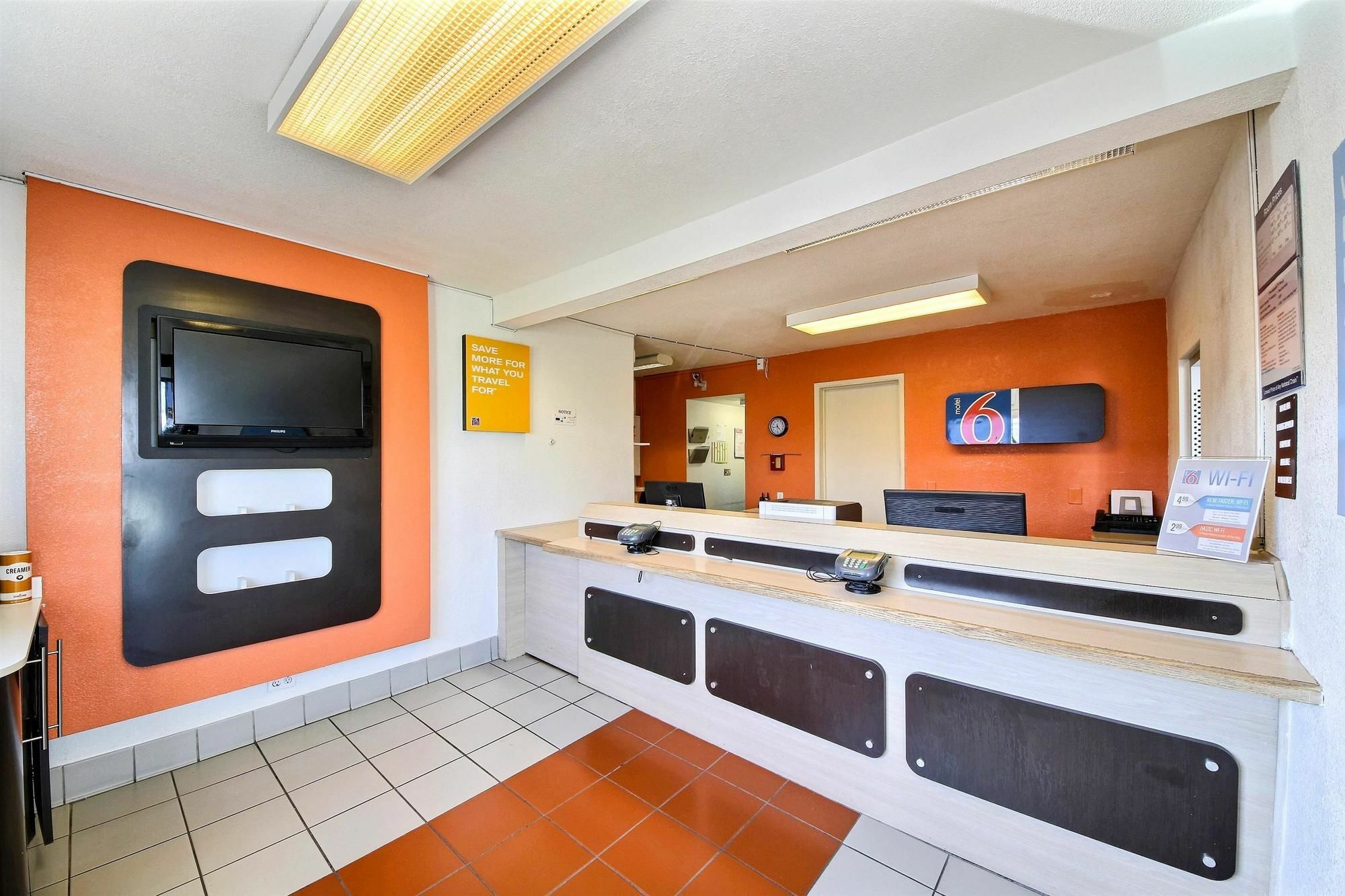 Motel 6-Laredo, Tx - South Exteriör bild